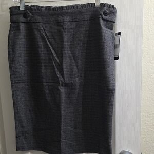 NEW Soho Apparel Charcoal Gray Textured Pencil Skirt Size M